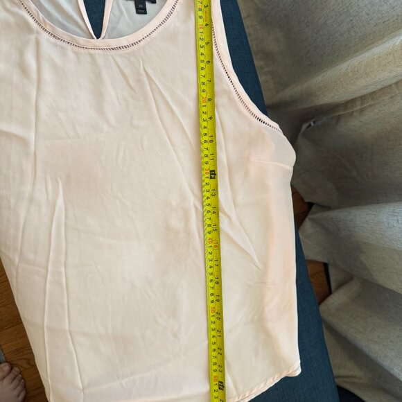 J Crew Drapey sleeveless top with ladder trim, size 22 in Subtle pink - Picture 4 of 5